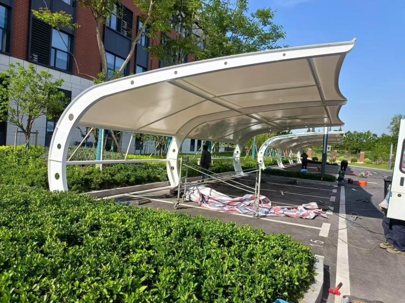 如何选择句容市雨棚公司？北雨膜结构等公司推荐